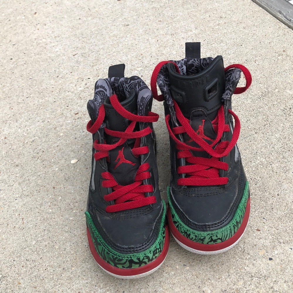 Nike Jordan spizike shoes